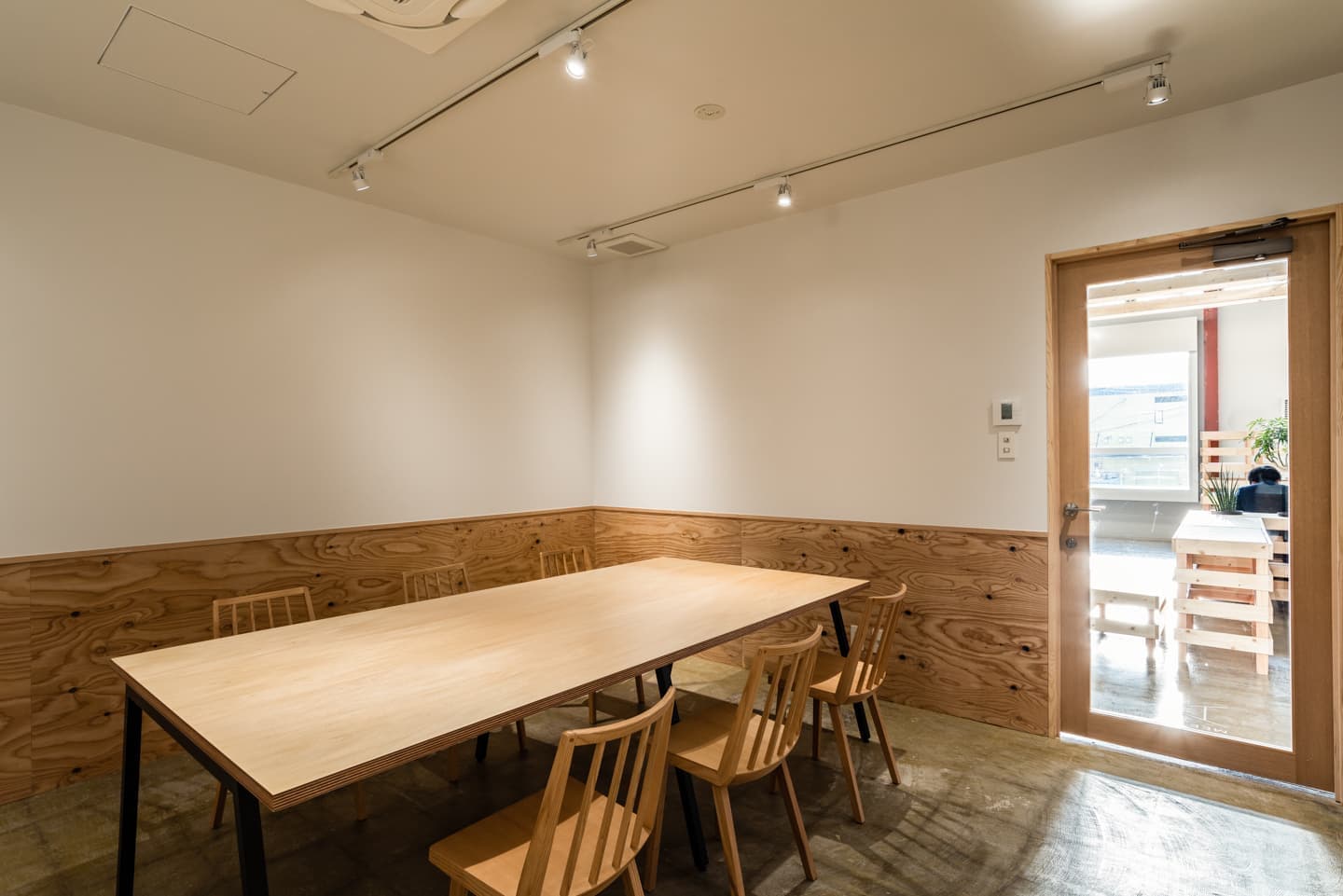 MEETING ROOM Aの写真